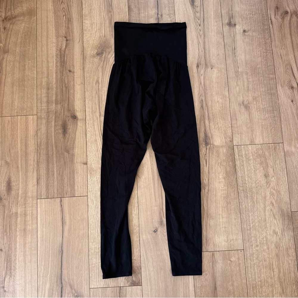 Medium Maternity Bottoms Bundle Lot - image 5
